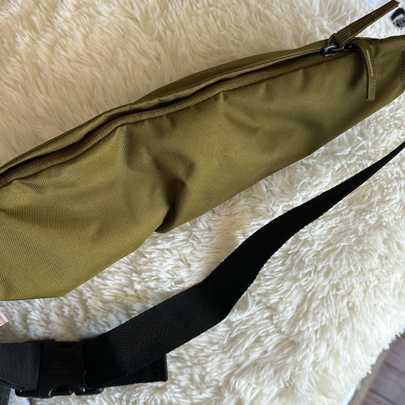 Nike Fannypack - Picture 3 of 5